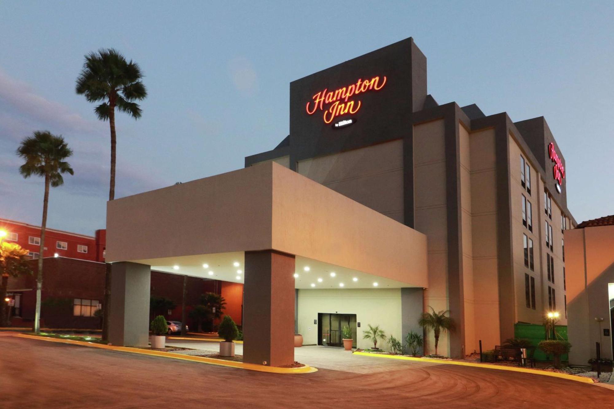 Apodaca Hampton Inn Monterrey-Airport מראה חיצוני תמונה