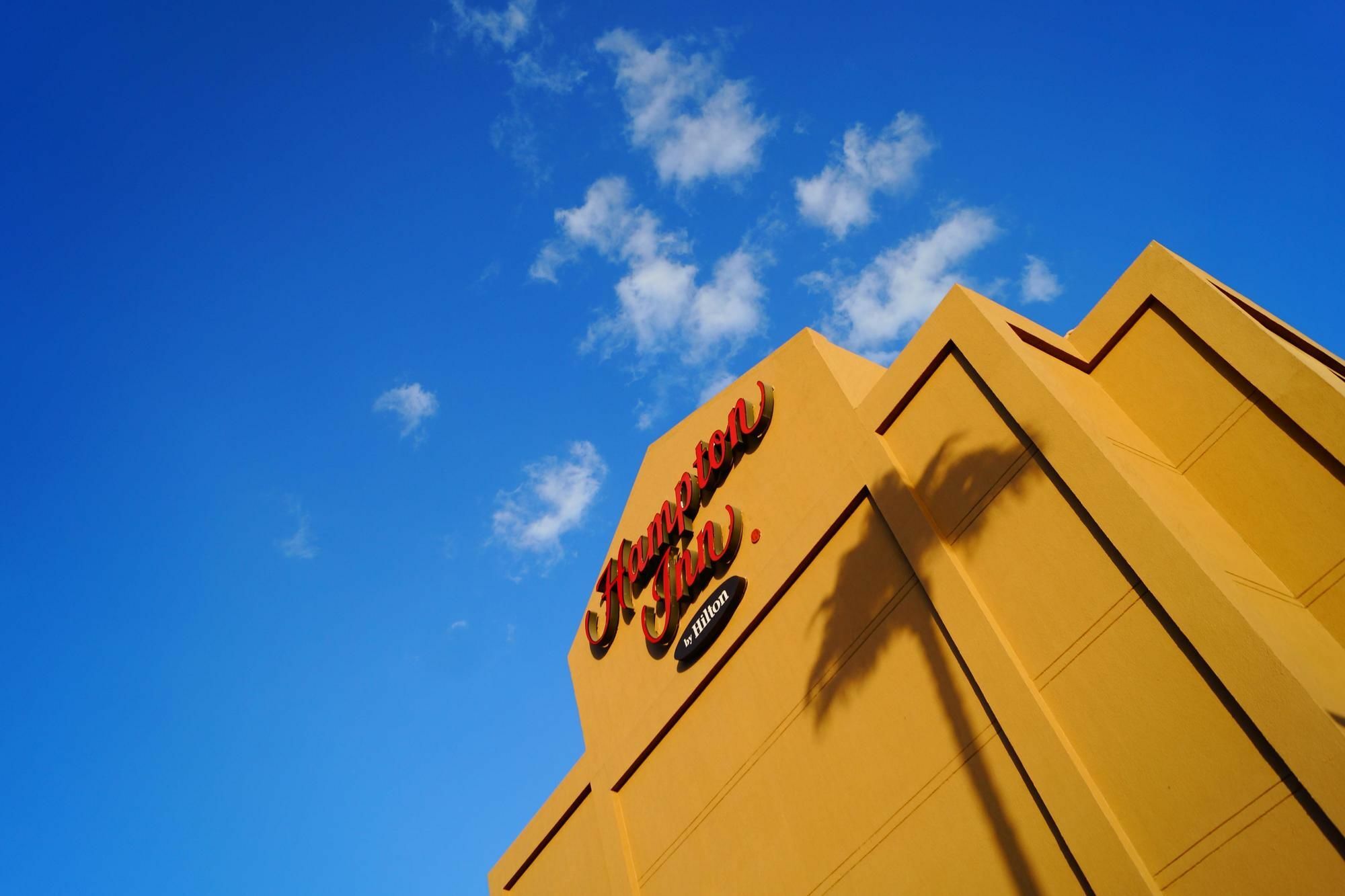 Apodaca Hampton Inn Monterrey-Airport מראה חיצוני תמונה